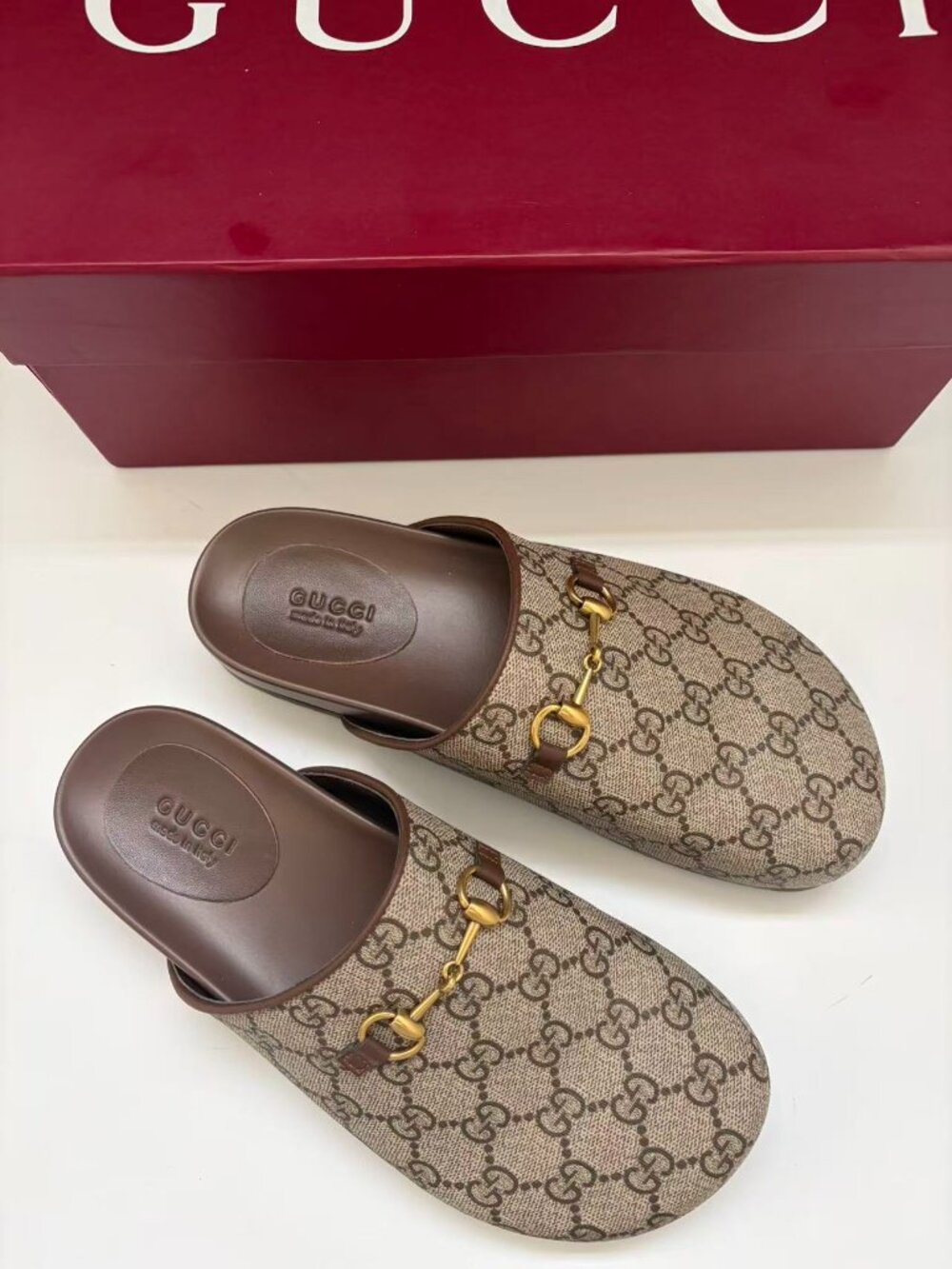Gucci Women's Brown Sandals